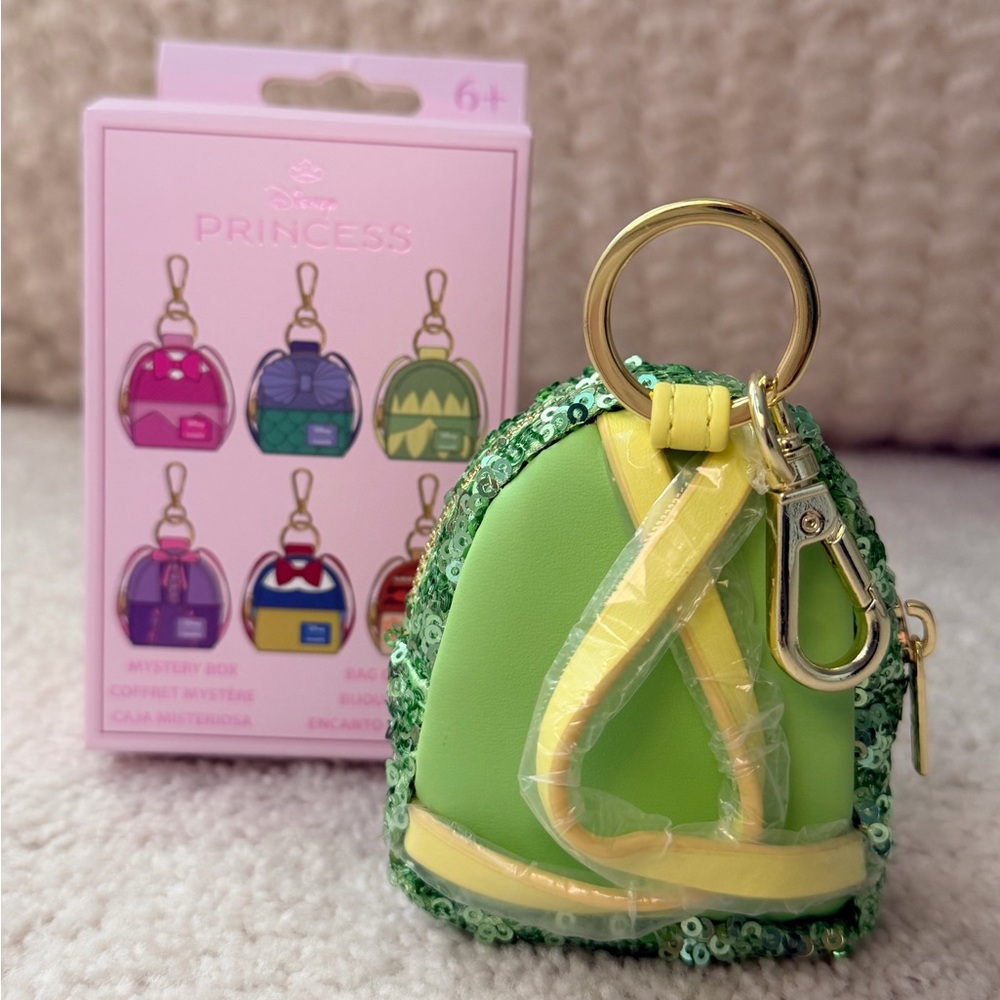 Loungefly Disney Princess Mystery Mini Bag Charm Collection - Tiana - Picture 6 of 8